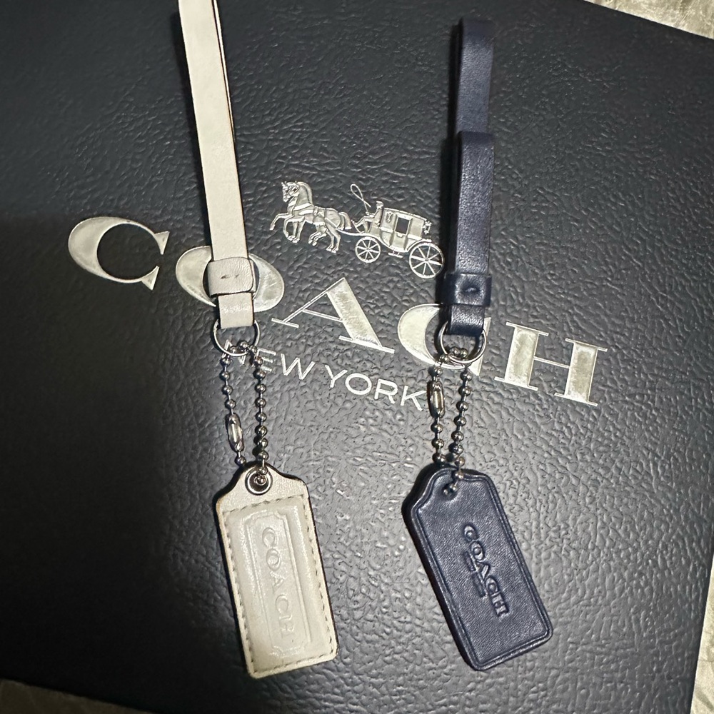 Bundle, mitro and Leather Keychain Set - Cream and Navy
